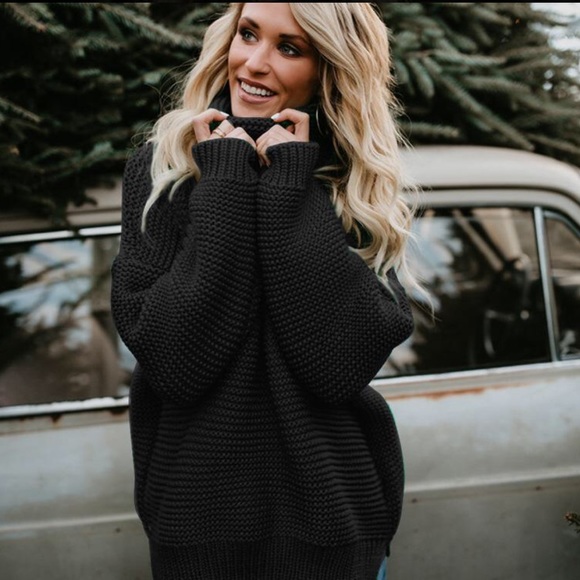 ⭐️LAST ONE ⭐️ Black Chunky knit turtleneck - Picture 2 of 7